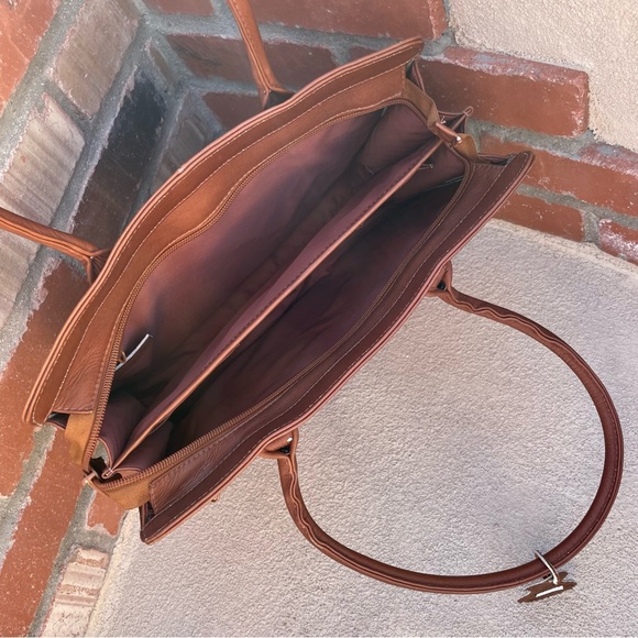 🆕Bogota Made in Columbia Genuine Leather Briefcase - Picture 8 of 10